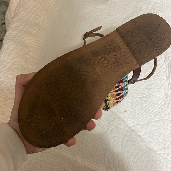 Universal Thread Sandals - Picture 2 of 2